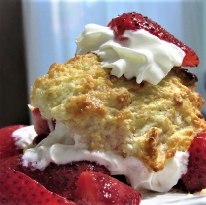 Easy Strawberry Shortcake